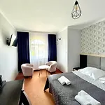 Riviera -adults Only Rewal