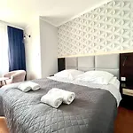 Feriehus Riviera -adults Only