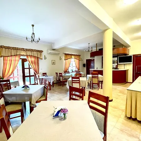 Vakantiehuis Riviera -adults Only Rewal