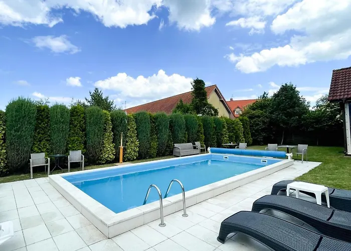 Riviera -adults Only * レバル